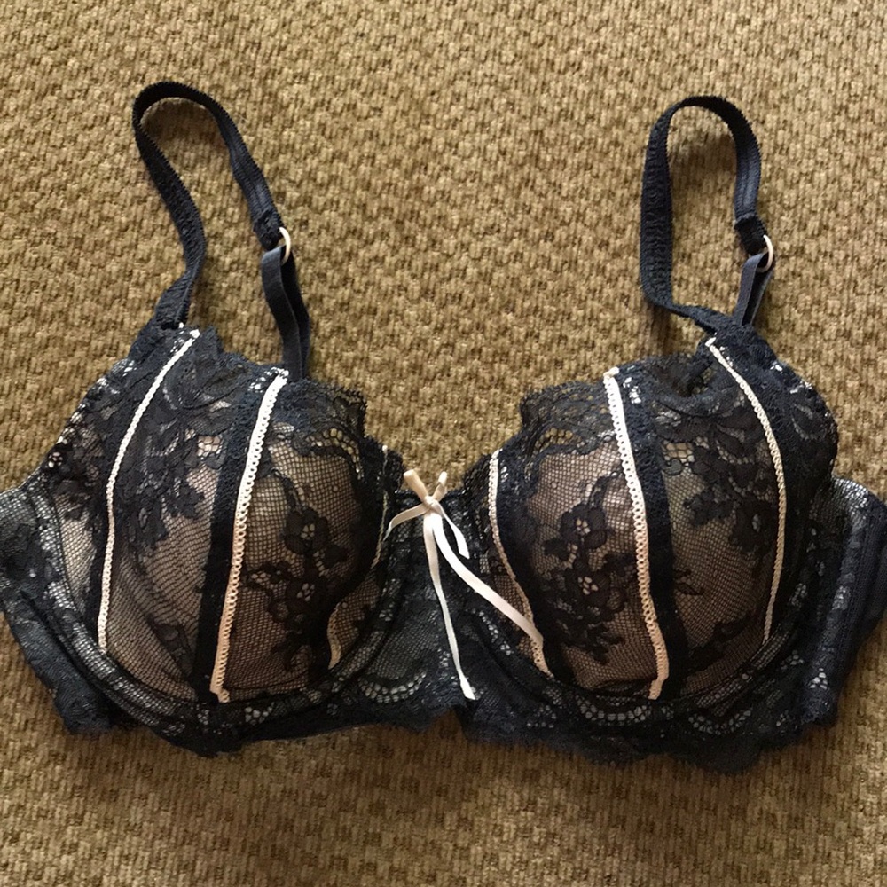 DKNY bra